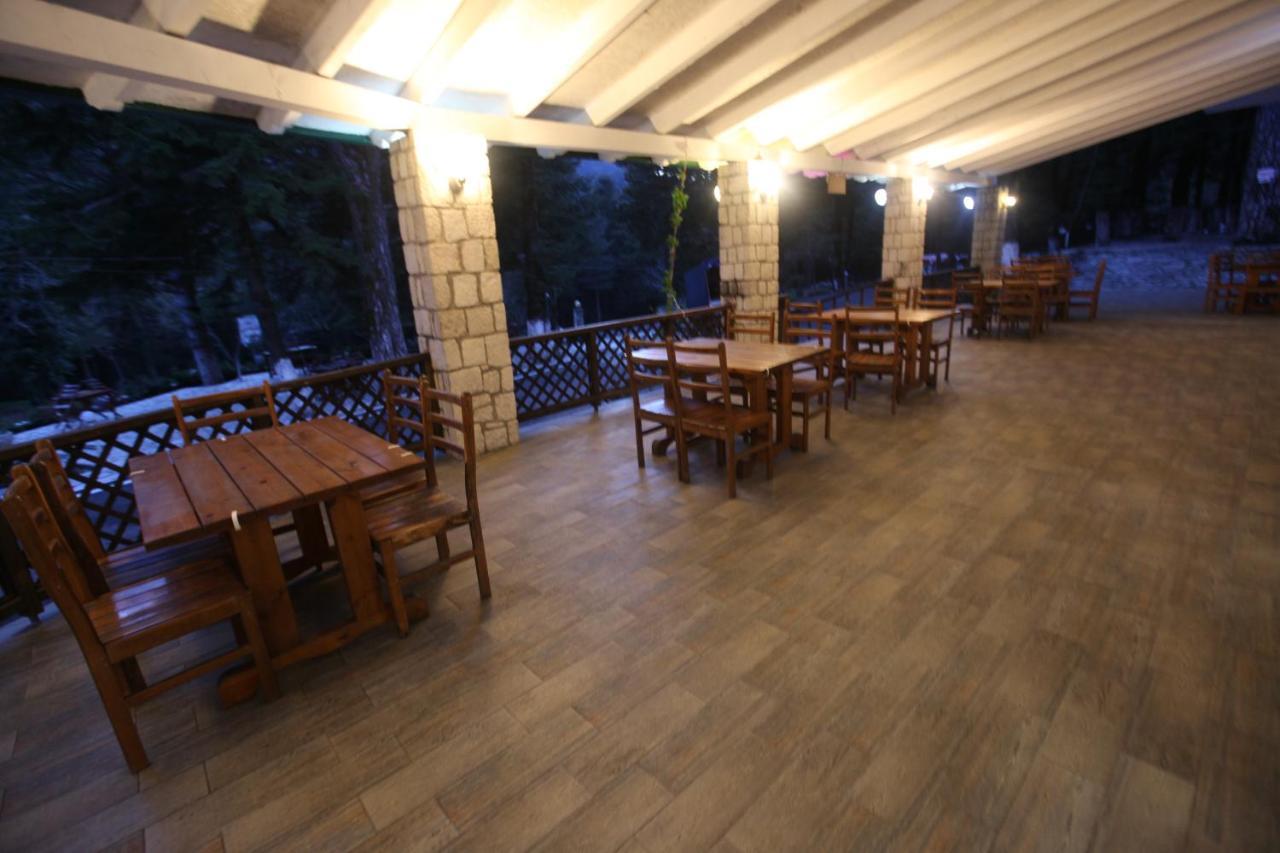 Bujtina Uji I Panjes, Log Cabins Dukat 외부 사진