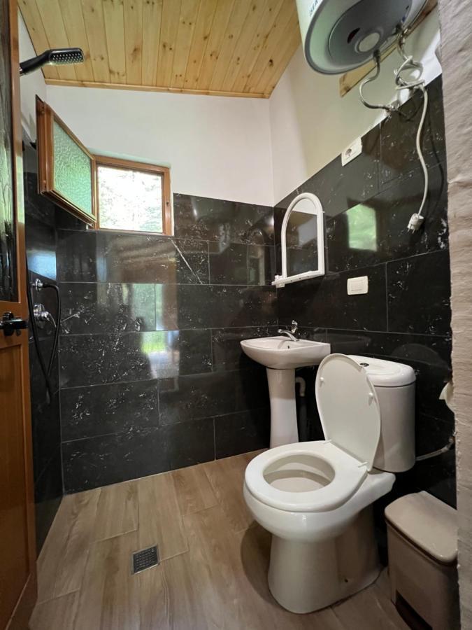 Bujtina Uji I Panjes, Log Cabins Dukat 외부 사진