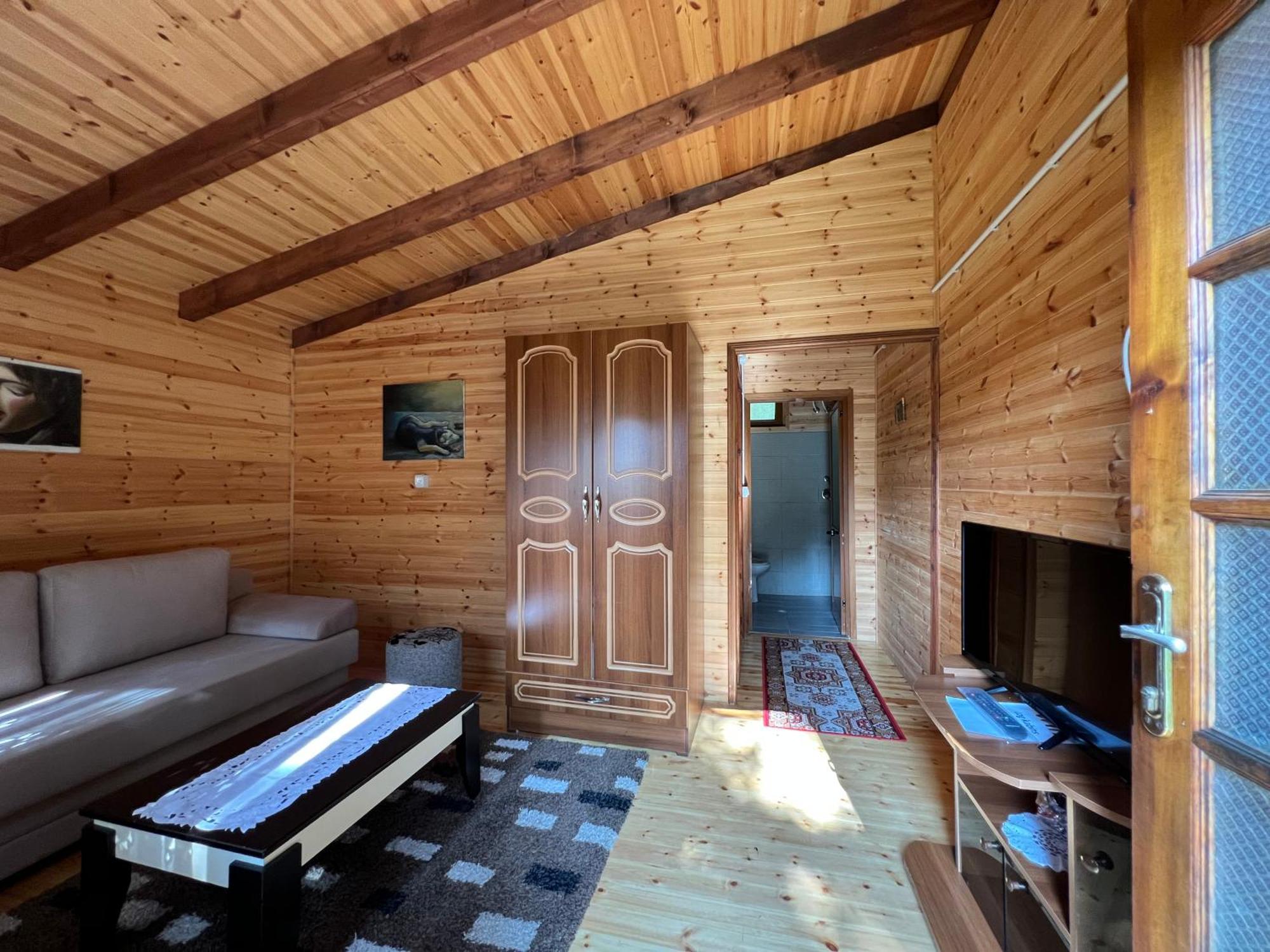 Bujtina Uji I Panjes, Log Cabins Dukat 외부 사진