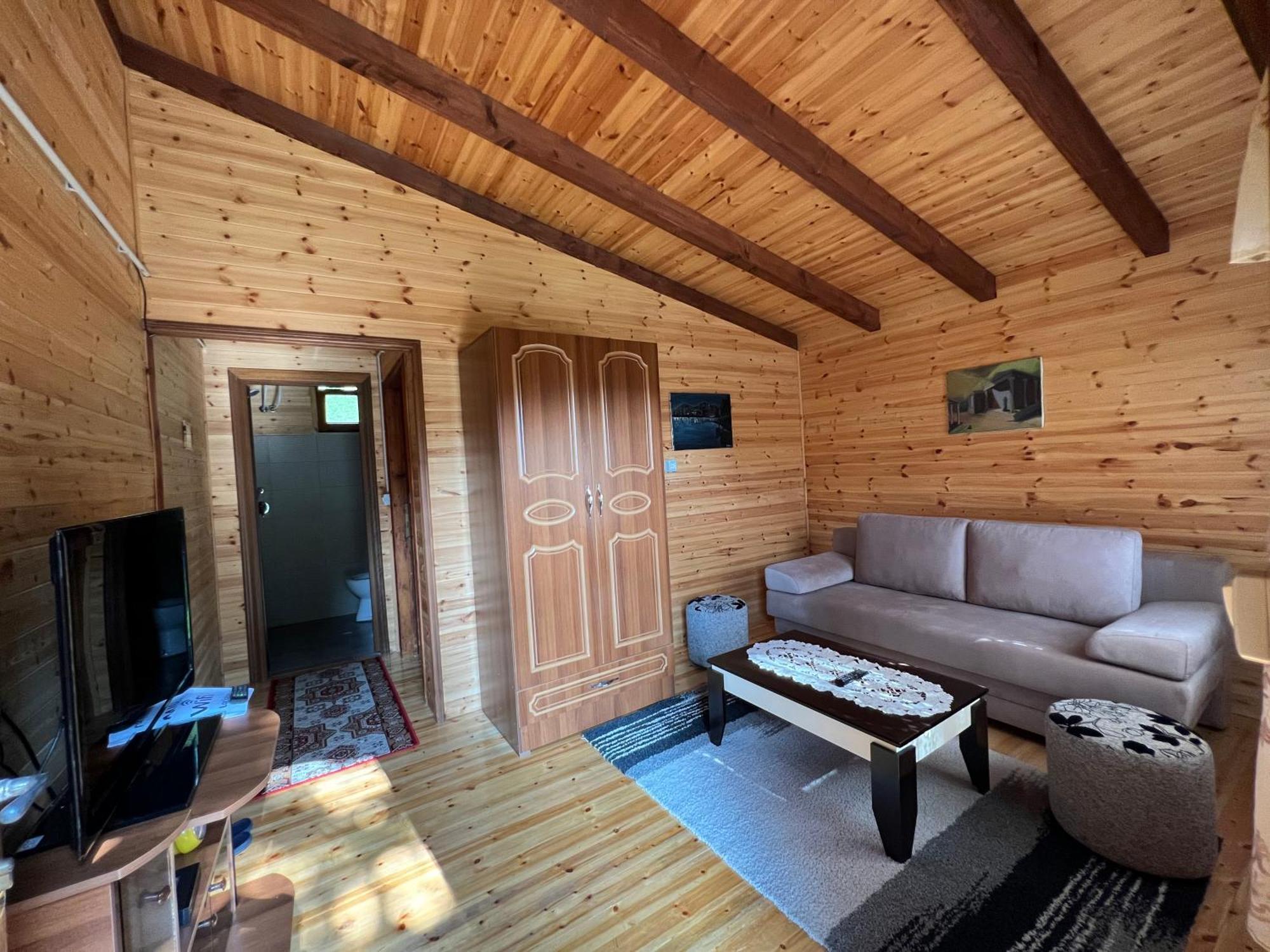 Bujtina Uji I Panjes, Log Cabins Dukat 외부 사진